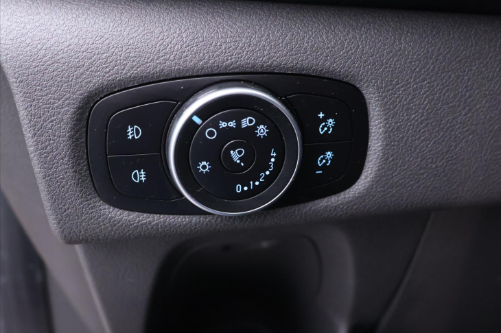 Ford Tourneo Custom 2,0 EcoBlue 125kW Titanium CZ DPH