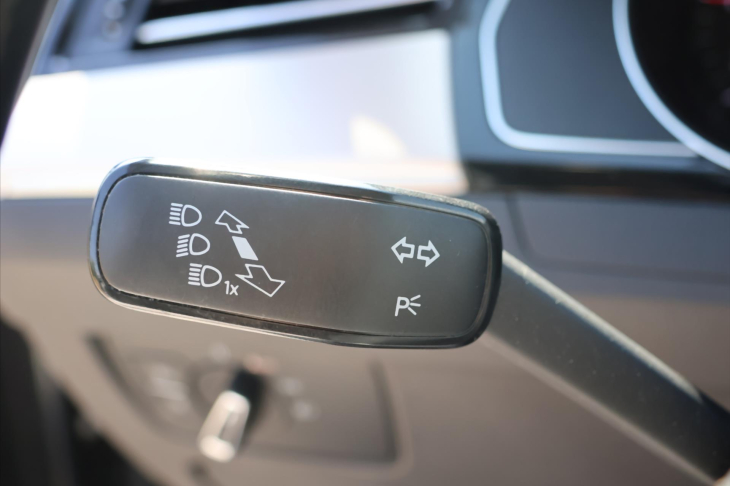 Volkswagen Passat 2,0 TDI 110kW DSG Elegance