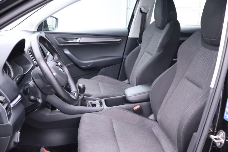 Škoda Karoq 1,0 TSI Business DPH serv.kn.