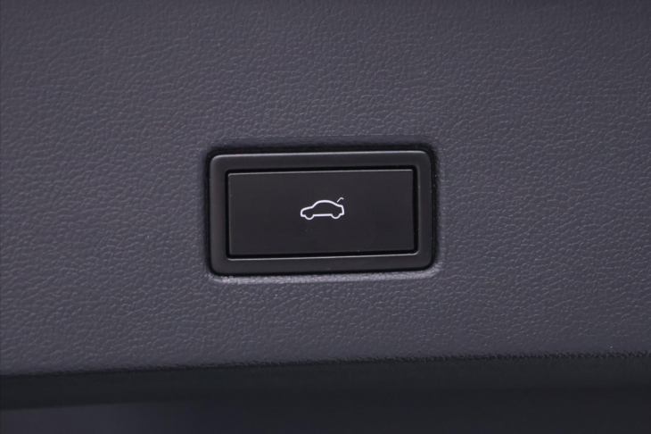 Volkswagen T-Roc 1,5 TSI 110 kW DSG R-Line DPH