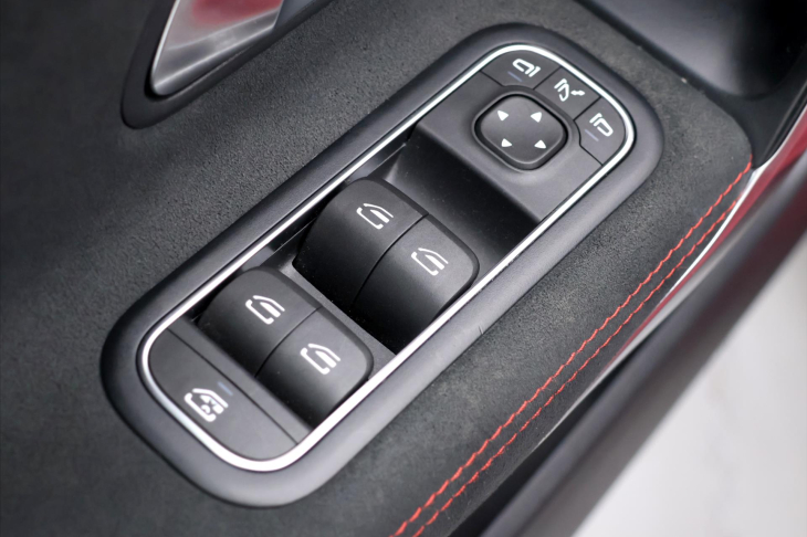 Mercedes-Benz CLA 2,0 35 AMG 225kW 4MATIC CZ