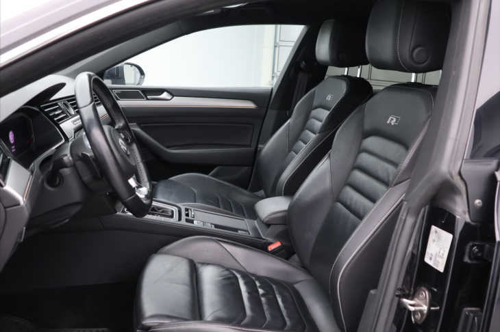 Volkswagen Arteon 2,0 TDI 176 kW 4M R-LINE CZ DPH