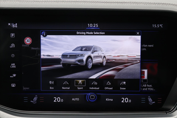 Volkswagen Touareg 3,0 TDI 210kW 4M LED DPH CZ