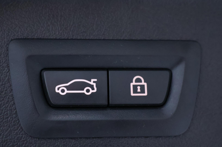 BMW X5 3,0 M50d 294kW CZ 1.Maj DPH