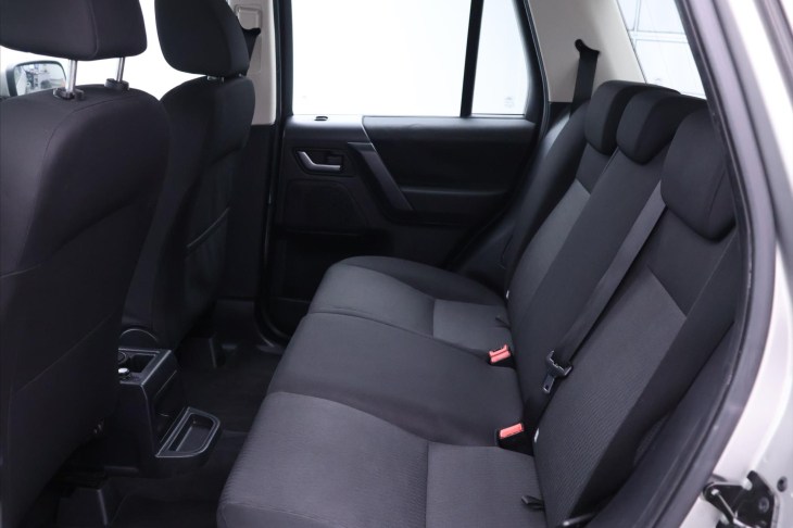 Land Rover Freelander 2,2 SD4 140kW S 4WD STK 2/27