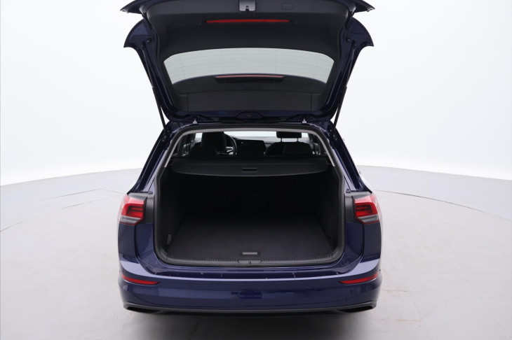 Volkswagen Golf 1,5 TSI EVO 110kW mHEV Life DSG