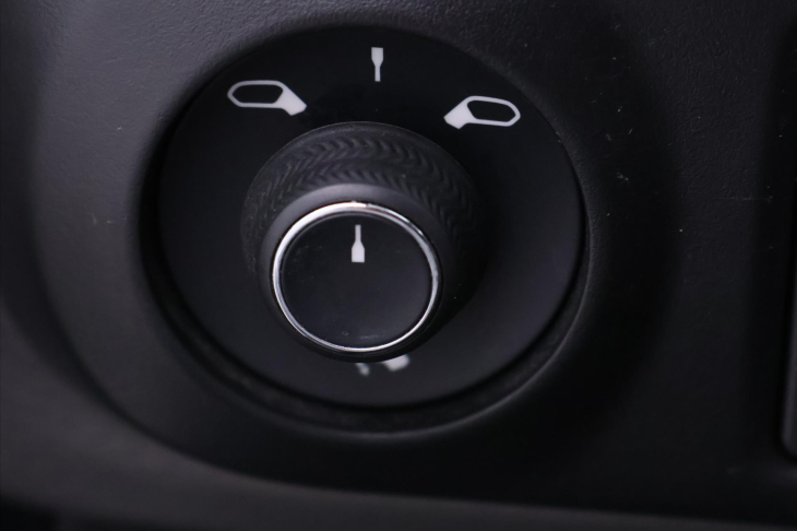 Citroën C4 Cactus 1,2 PureTech 81kW Feel CZ