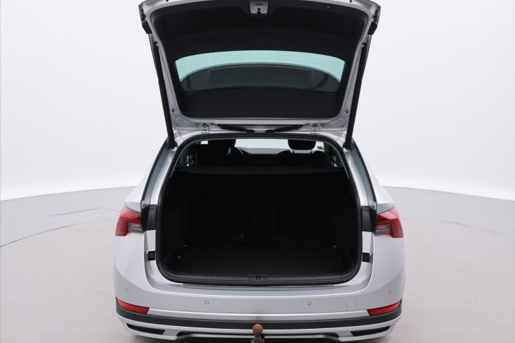 Škoda Octavia 2,0 TDI DSG 4x4 CZ Scout DPH