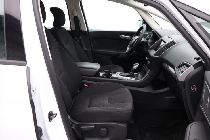 Ford S-MAX 2,0 TDCi 132kW Trend Klima
