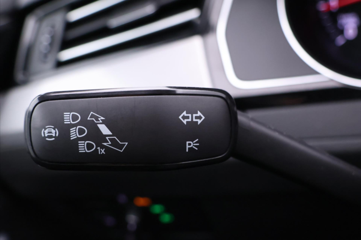 Volkswagen Passat 1,5 TSI 110kW CZ Business LED