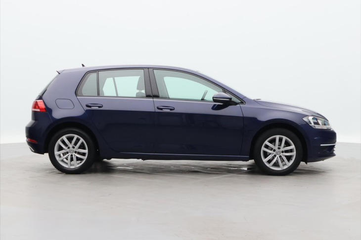 Volkswagen Golf 1,0 TSI 81kW DSG Navi 1.Maj