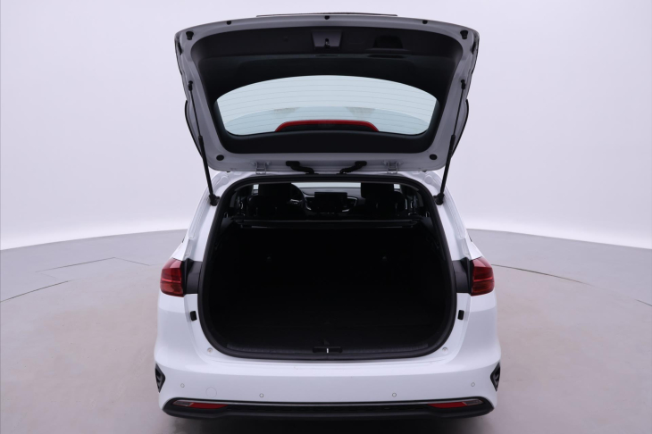 Kia Ceed 1,5 T-GDI 118kW Exclusi CZ DPH