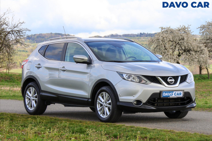 Nissan Qashqai 1,2 DiG-T 85 kW Panorama Tekna