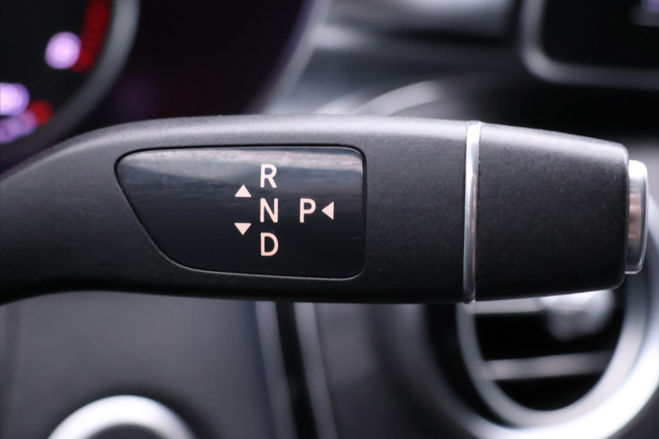 Mercedes-Benz Třídy C 2,1 250d 150kW 4Matic CZ DPH