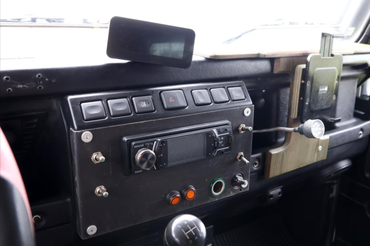 Land Rover Defender 2,5 110 Hard Top