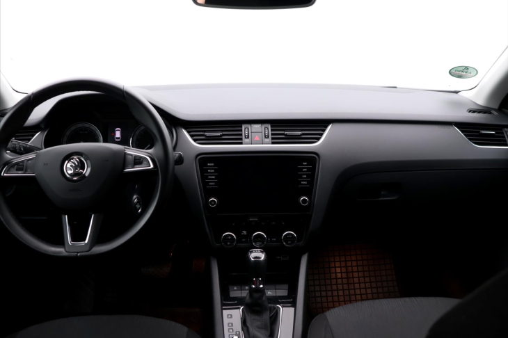 Škoda Octavia 2,0 TDI 110kW Style DSG CZ