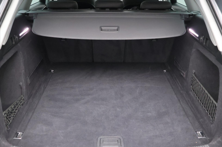 Audi A4 Avant 2,0 TDI 110kW Stronic LED