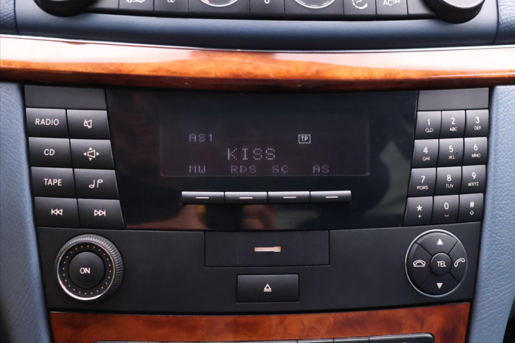 Mercedes-Benz Třídy E 2,7 270CDI 130kW Elegance