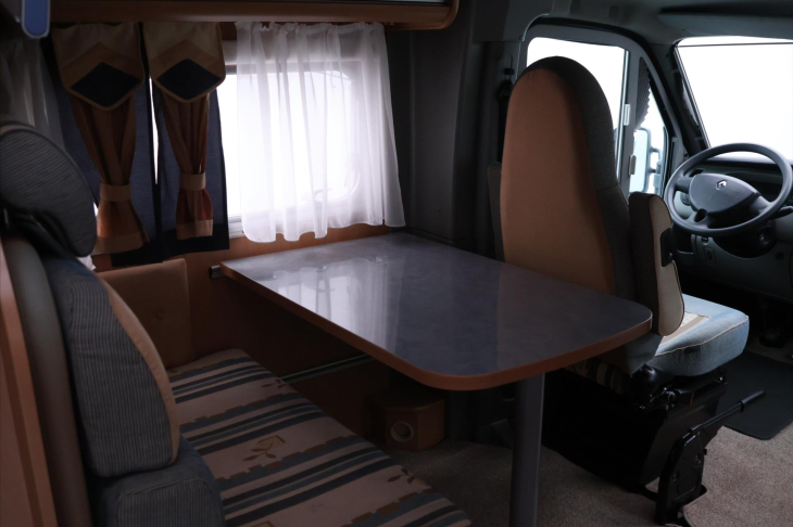 Renault Ostatní 3,0 dCi 100kW klima Obytný vůz