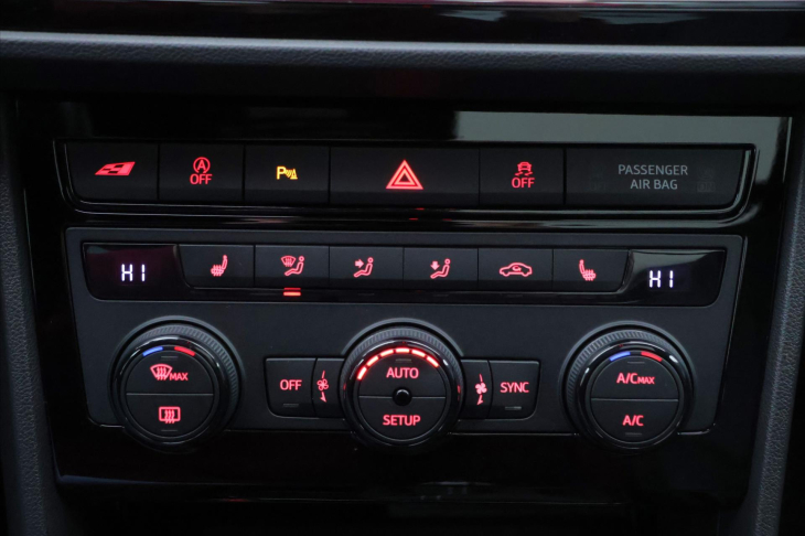 Seat Leon 2,0 TSI 221kW Cupra 4Drive