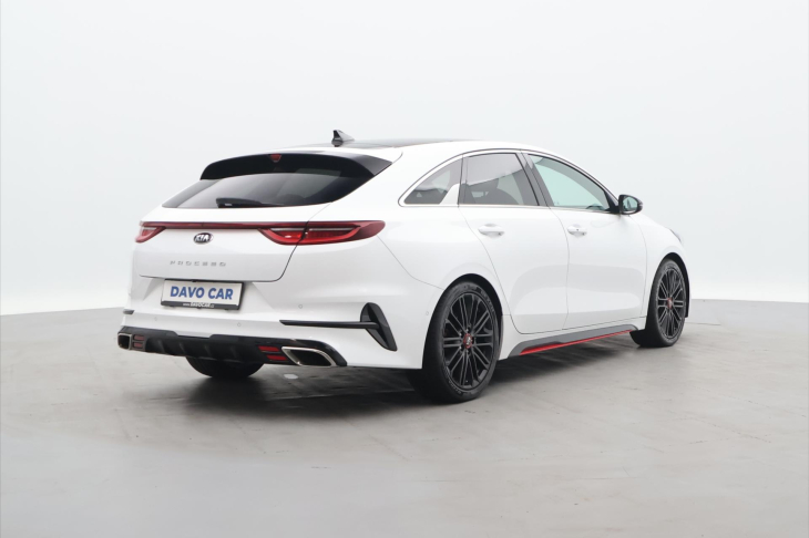 Kia Ceed 1,6 TGDI 150kW GT LED 1.Maj.