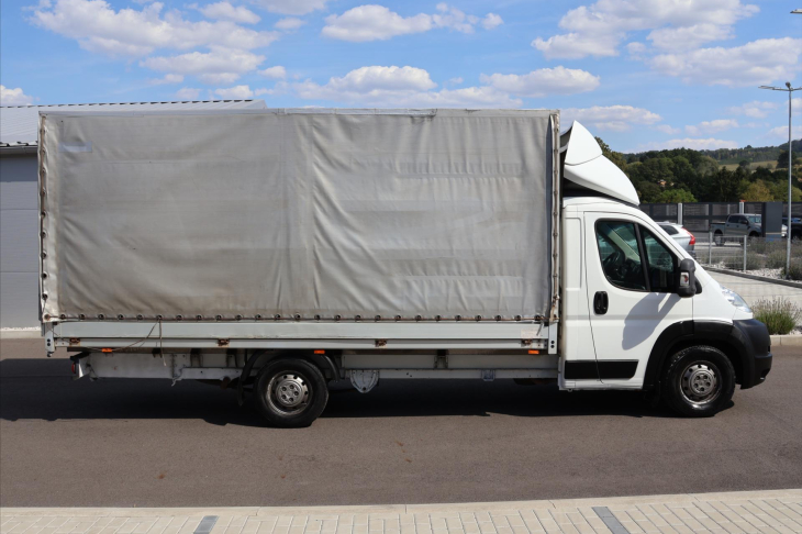 Peugeot Boxer 2,2 HDI 110kW CZ 10 Palet