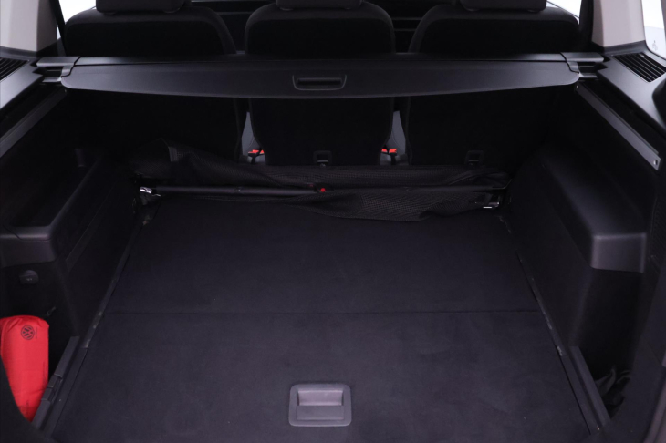 Volkswagen Touran 2,0 TDI 110kW DSG Comfort DPH