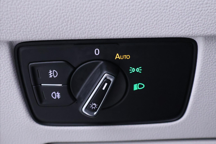 Volkswagen Passat 2,0 TDI CZ Elegance Kůže DPH