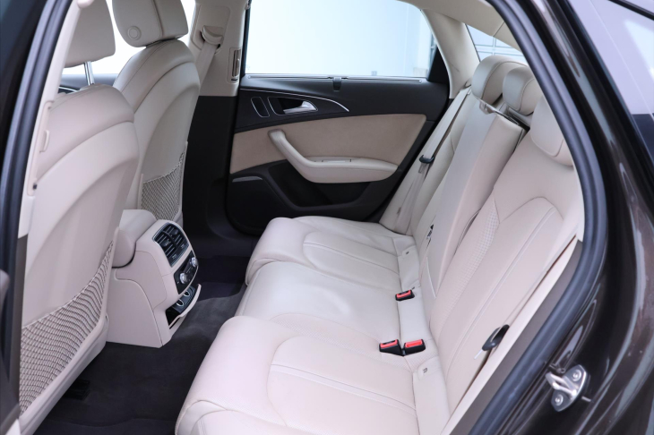 Audi A6 3,0 TDI 235kW quattro CZ DPH