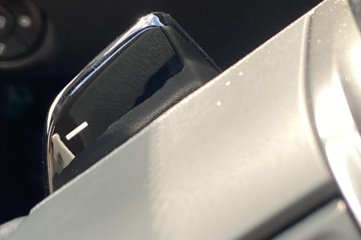 Citroën C4 1,2 PT 96kW Shine Aut Kůže HUD