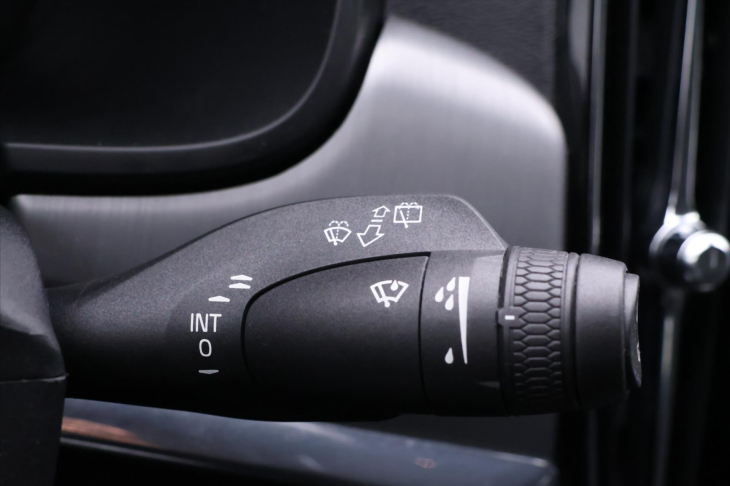 Volvo V90 2,0 D4 140kW Aut. AWD Momentum