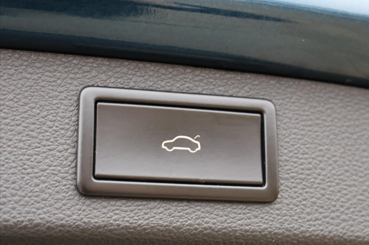 Škoda Kodiaq 2,0 TDI DSG 4x4 7-Míst Scout