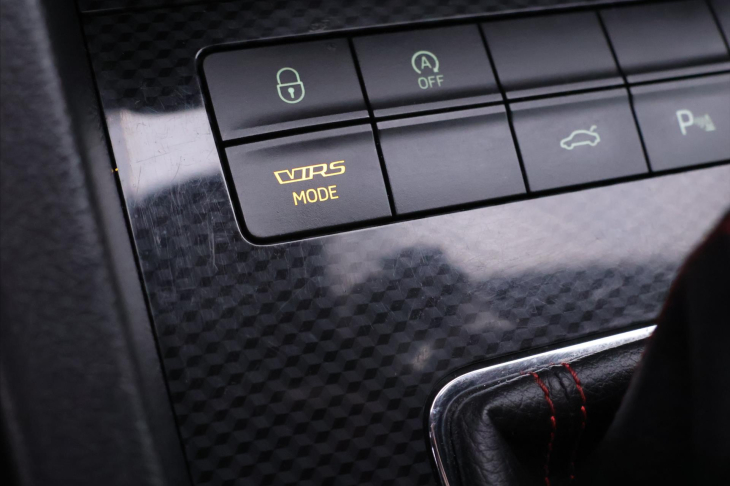 Škoda Octavia 2,0 TDI 135kW DSG RS Challange