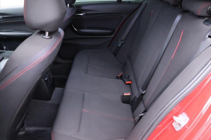 BMW Řada 1 1,6 116i 100kW Aut. Sport Xenon