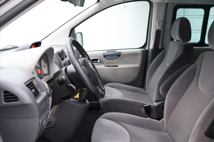 Fiat Scudo 2,0 JTD 120 kW 8-Míst Long