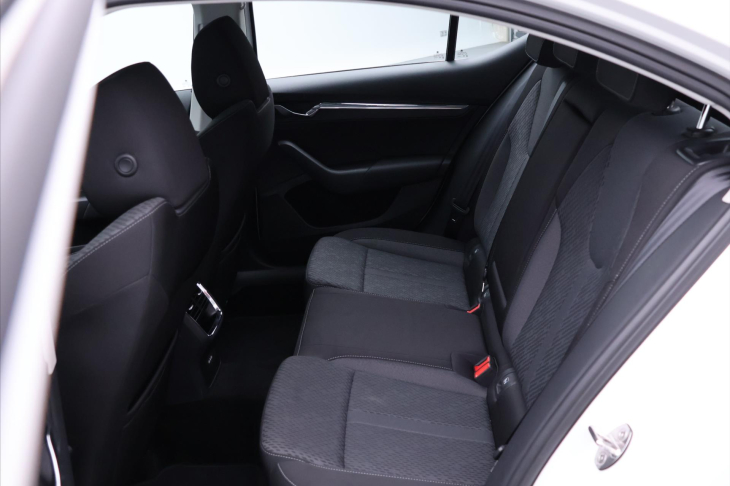 Škoda Octavia 1,5 TSI 110kW Style CZ DPH