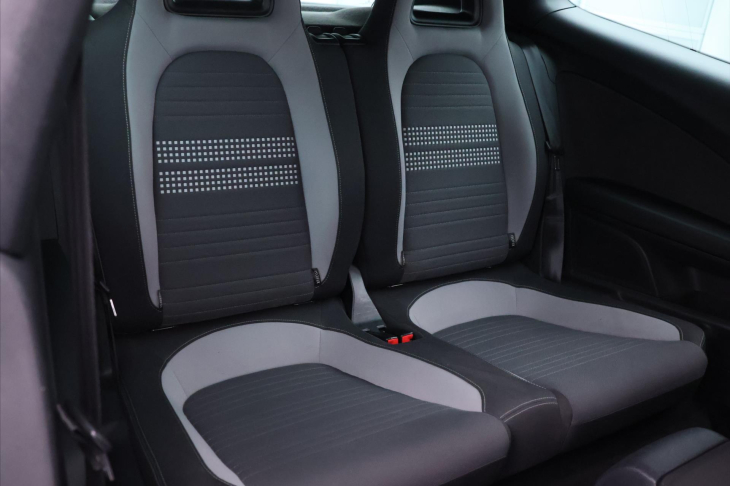 Volkswagen Scirocco 1,4 TSI 90kW Xenon 1.Maj.