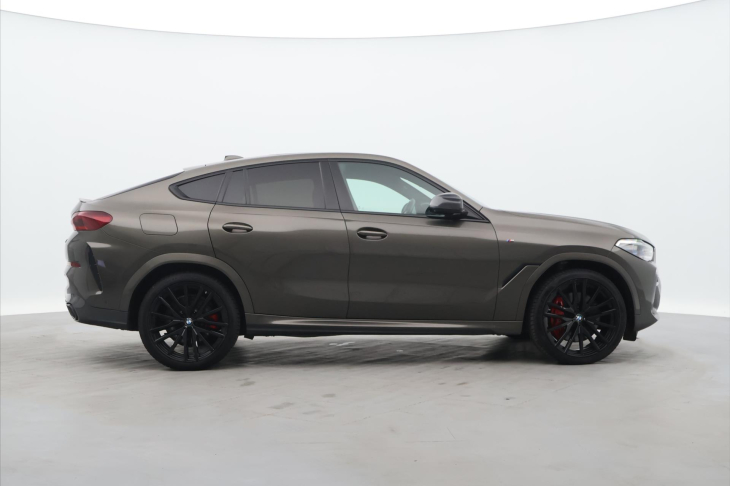 BMW X6 3,0 294kW M50d M-Paket DPH