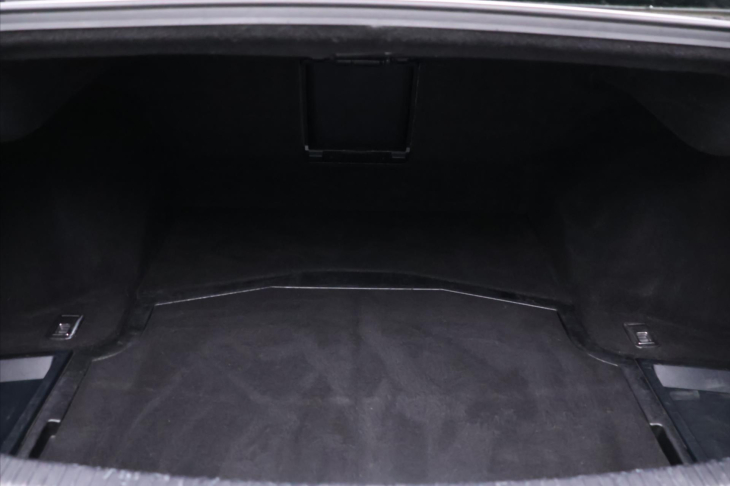 Lexus IS 250 2,5 i 153kW V6 Automat Kůže