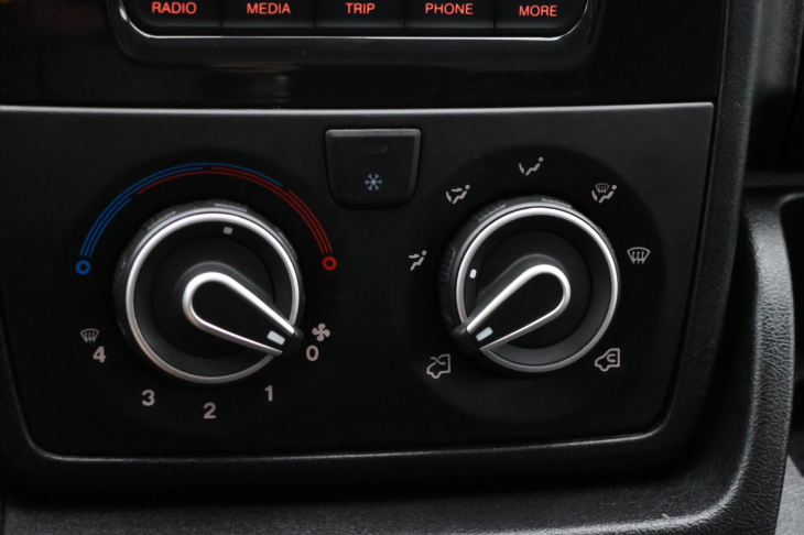 Peugeot Boxer 2,2 HDI 103kW L3H3 Tažné DPH