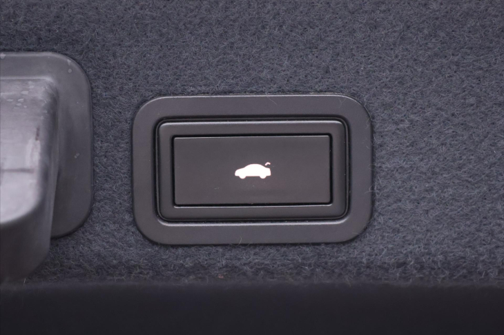 Audi A6 3,0 TDI 180kW quattro S-Line CZ