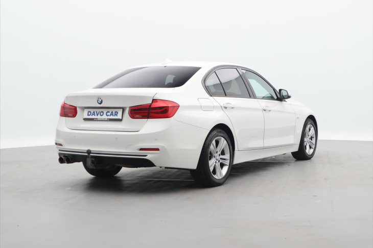 BMW Řada 3 2,0 320i 135kW CZ xDrive Sport