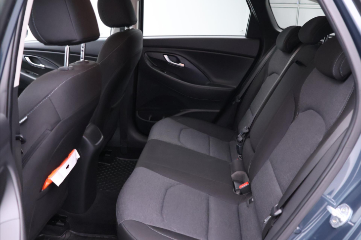 Hyundai i30 1.5 T-GDI 117 kW Smart Aut. CZ DPH