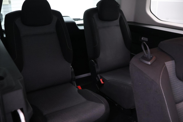 Toyota ProAce City Verso 1,2 T 96kW Aut 7-Míst CZ DPH L2