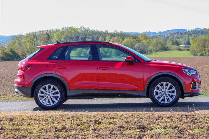 Audi Q3 2,0 TDI 110kW Advanced CZ DPH
