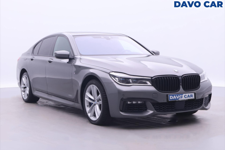 BMW Řada 7 4,4 750i 330kW xDrive DPH