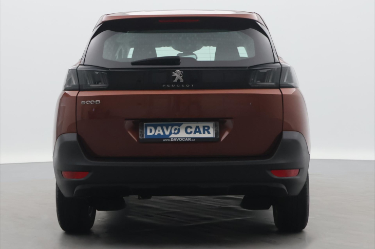 Peugeot 5008 1,5 HDI 96kW 7-Míst CZ DPH