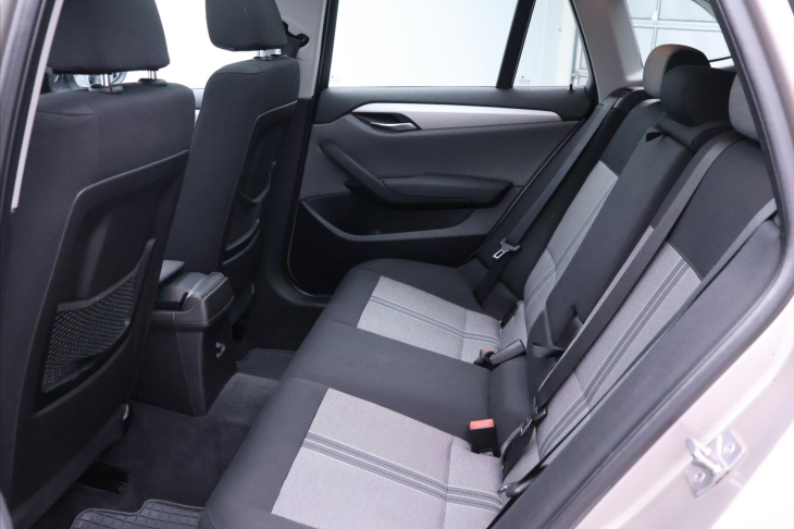 BMW X1 2,0 xDrive20d 130kW Xenon Navi