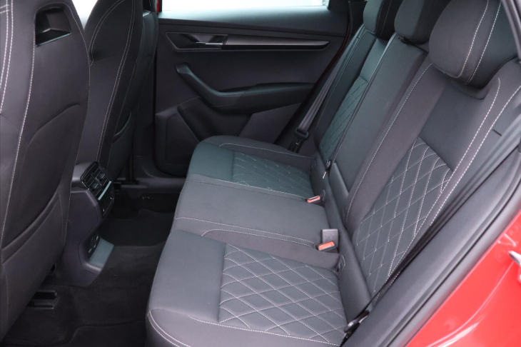 Škoda Karoq 1,5 TSI DSG Sportline 1Maj DPH