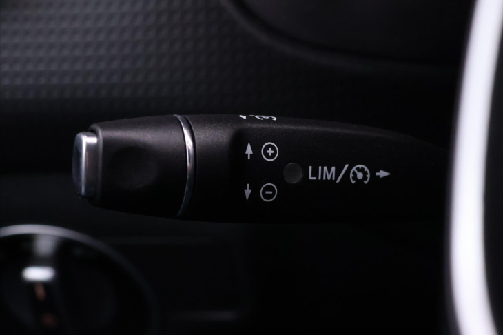 Mercedes-Benz Třídy A 1,8 180CDI 80kW Aut. CZ Xenon